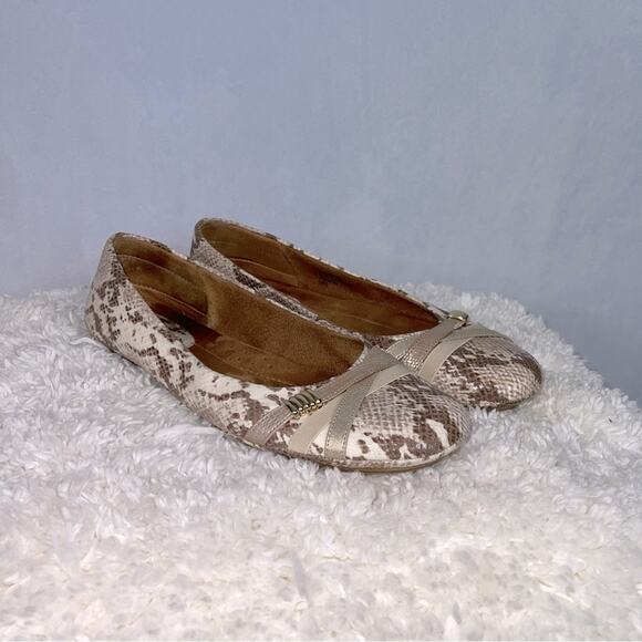 Eurosoft Shaina Flats Shoes - Picture 1 of 10